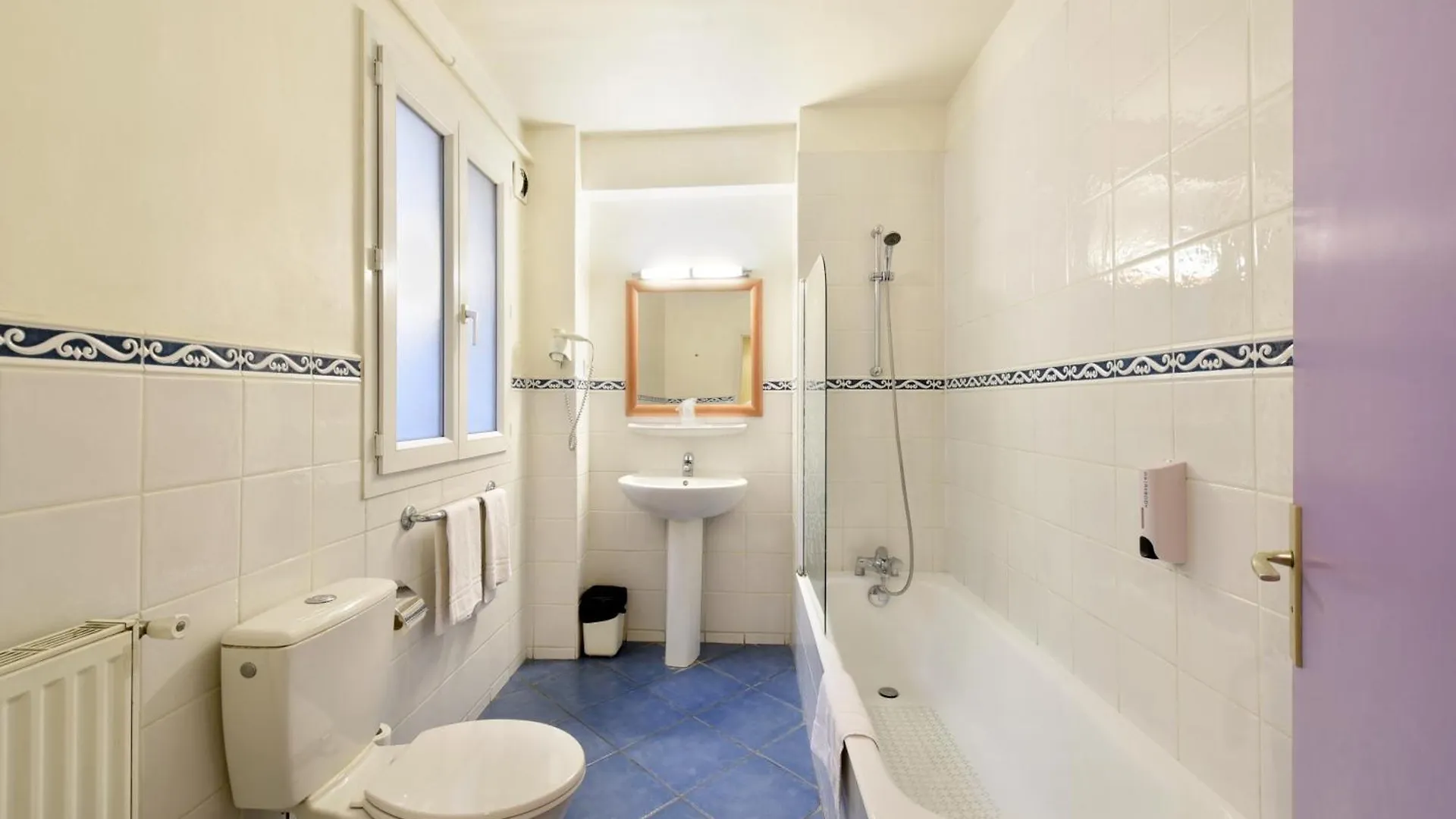 Richmond Gare Du Nord Hotel